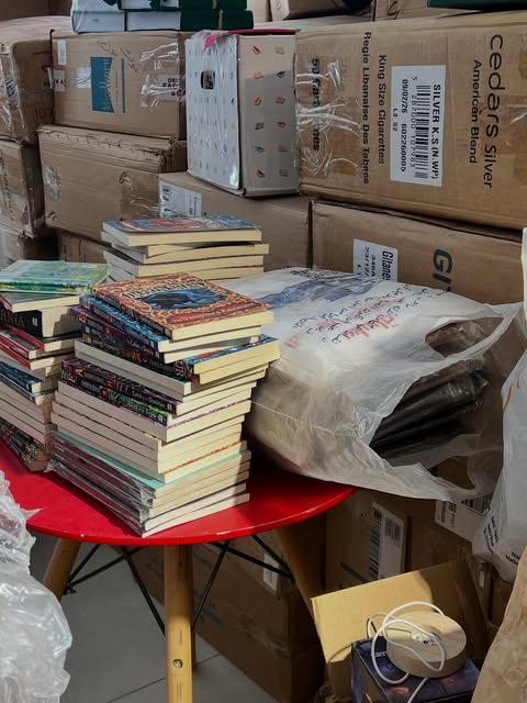 الكتب في طريقها إلى المعرض